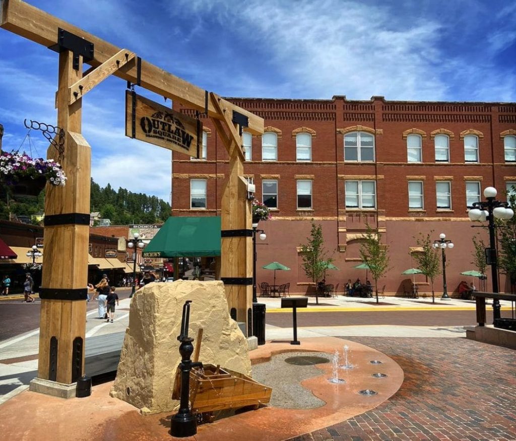 Deadwood Outlaw Square Deadwood Outlaw Square